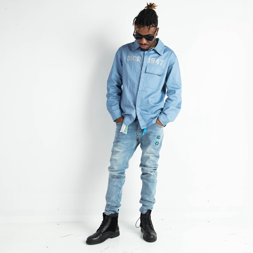 OFF WHITE
